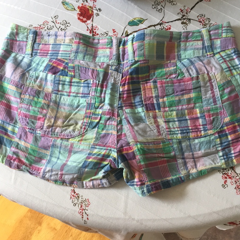 Plaid shorts - Picture 2 of 6